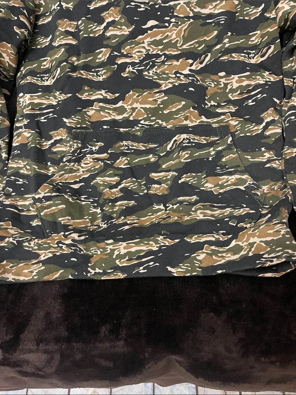 Old Navy Boys Tiger Stripe Camo Pullover Hoodie Size Large (10/12)